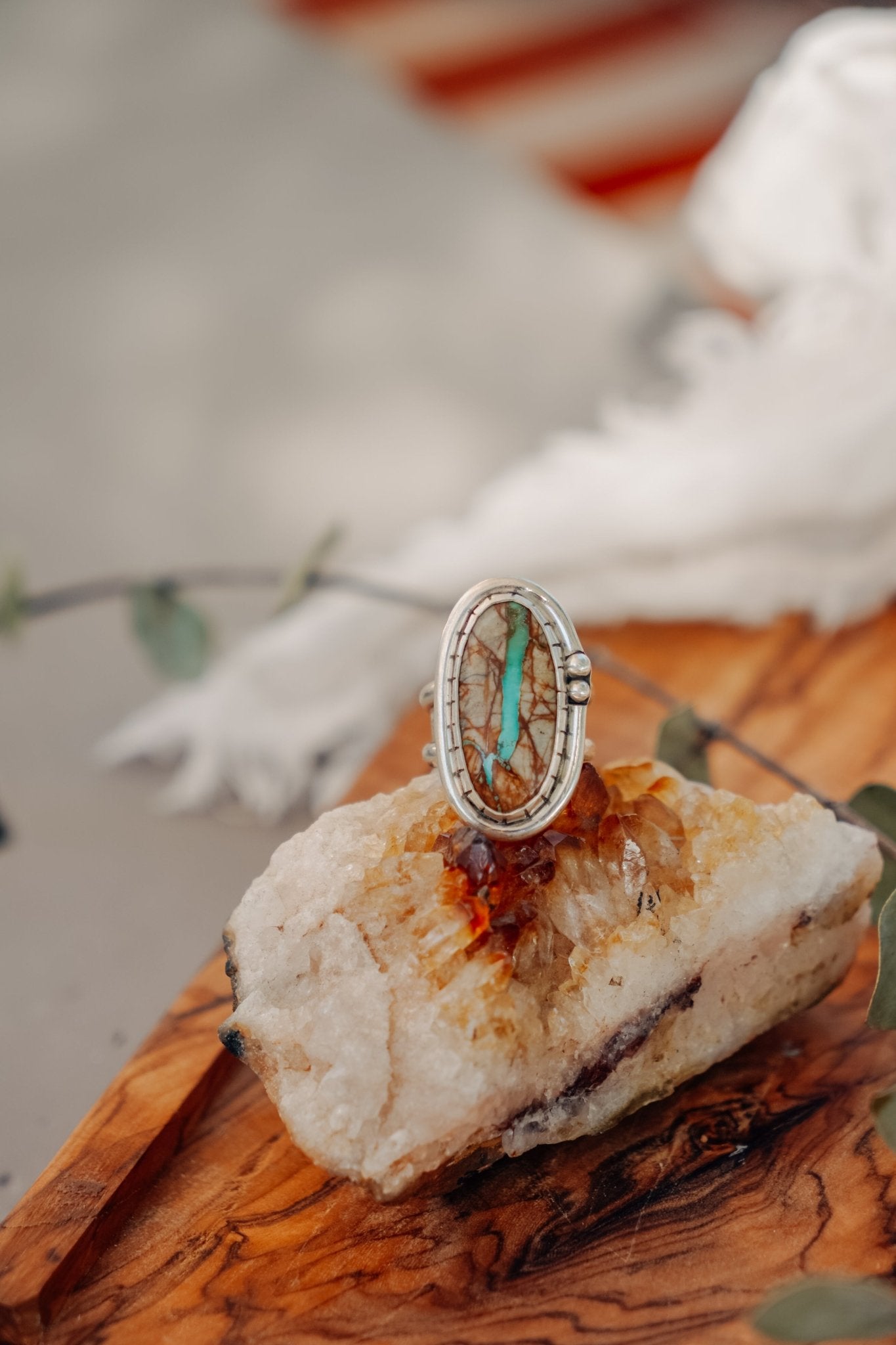 Royston Ribbon Ring (Size 8) - Golden Road Crafted