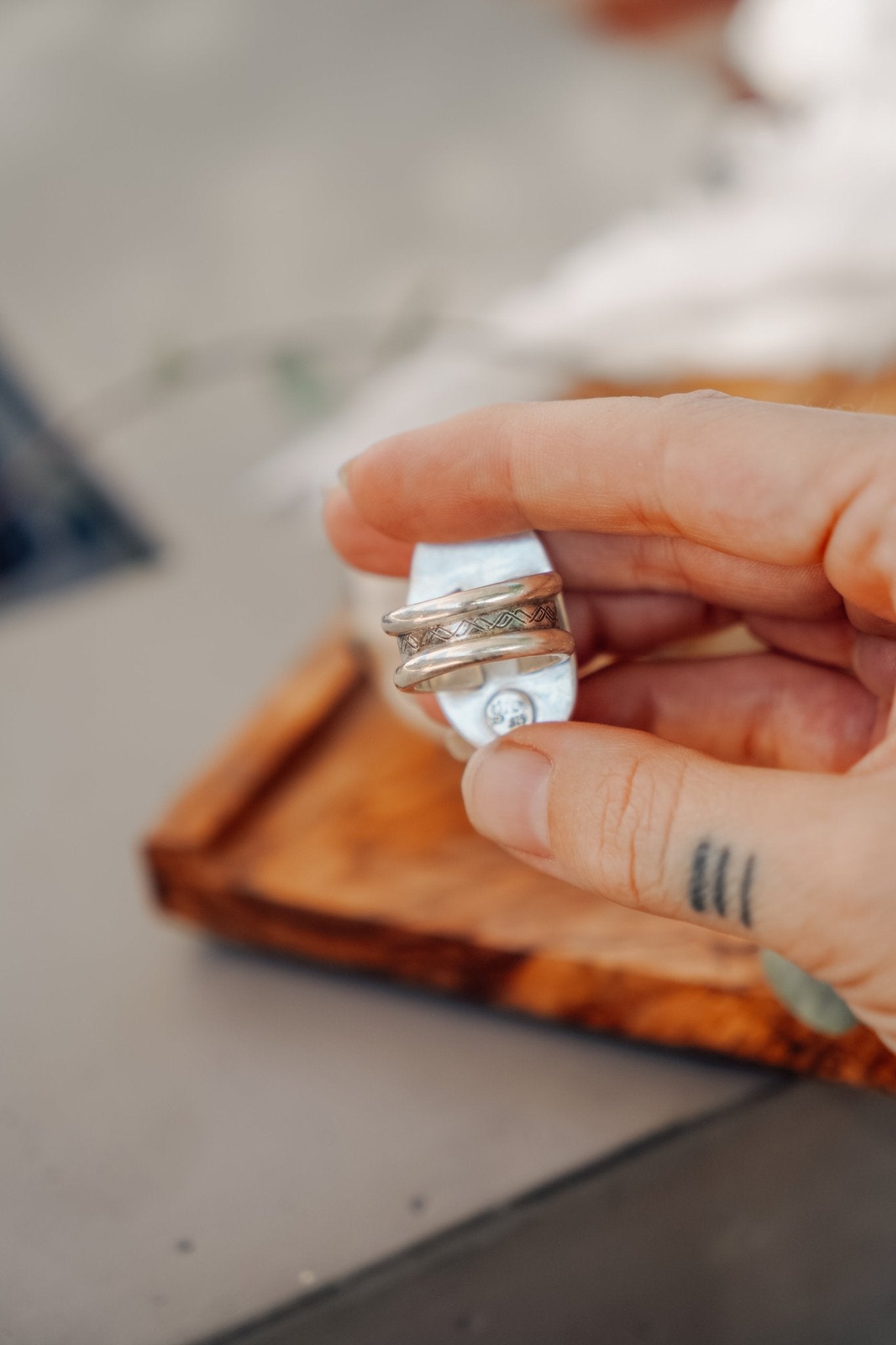 Royston Ribbon Ring (Size 8) - Golden Road Crafted