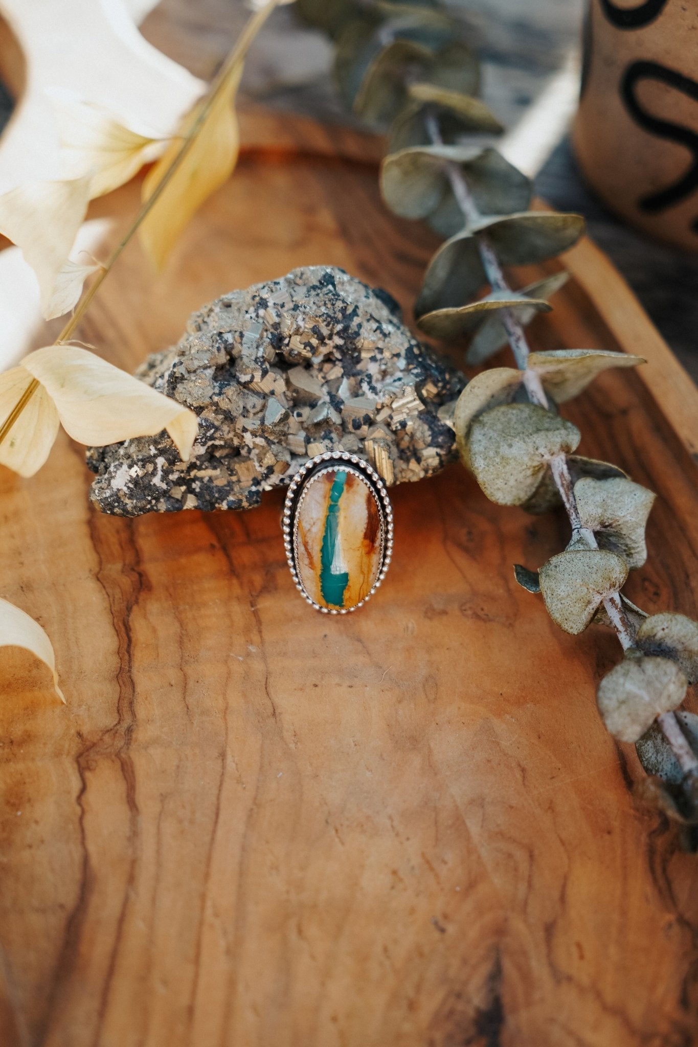 Royston Ribbon Turquoise Ring (Size 9) - Golden Road Crafted