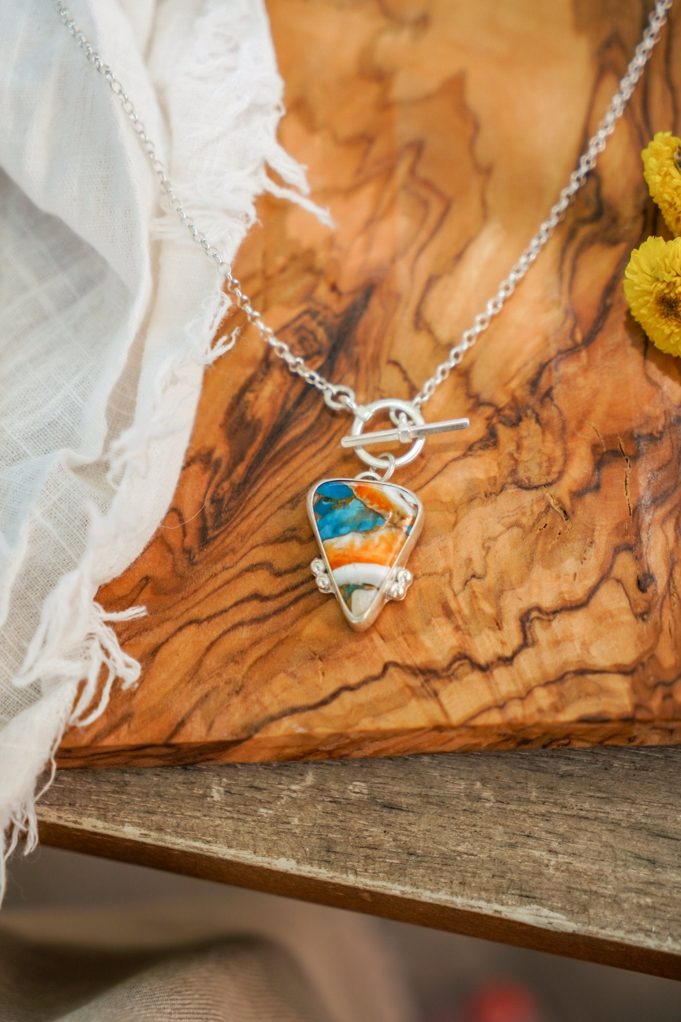Spiny Oyster Toggle Necklace - Golden Road Crafted