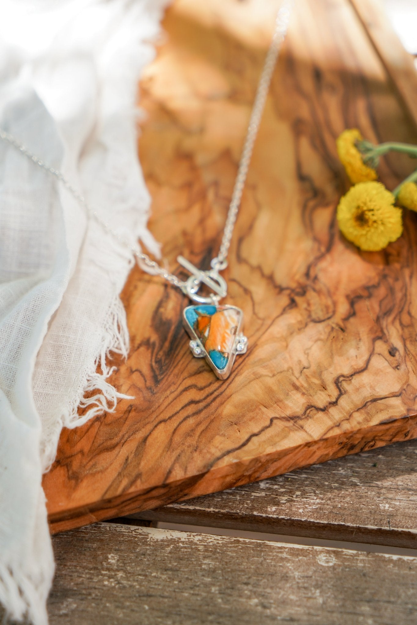 Spiny Oyster Toggle Necklace - Golden Road Crafted