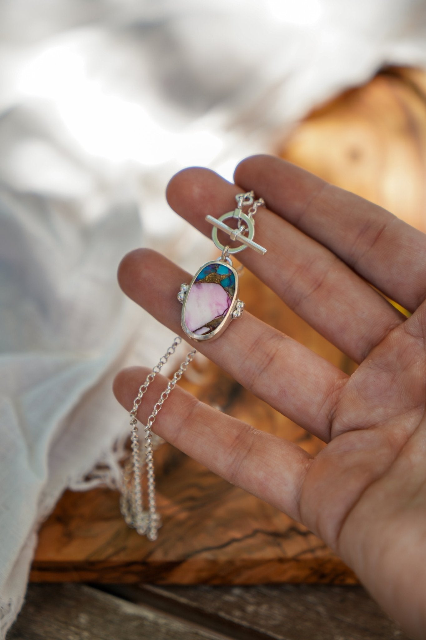 Spiny Oyster Toggle Necklace - Golden Road Crafted