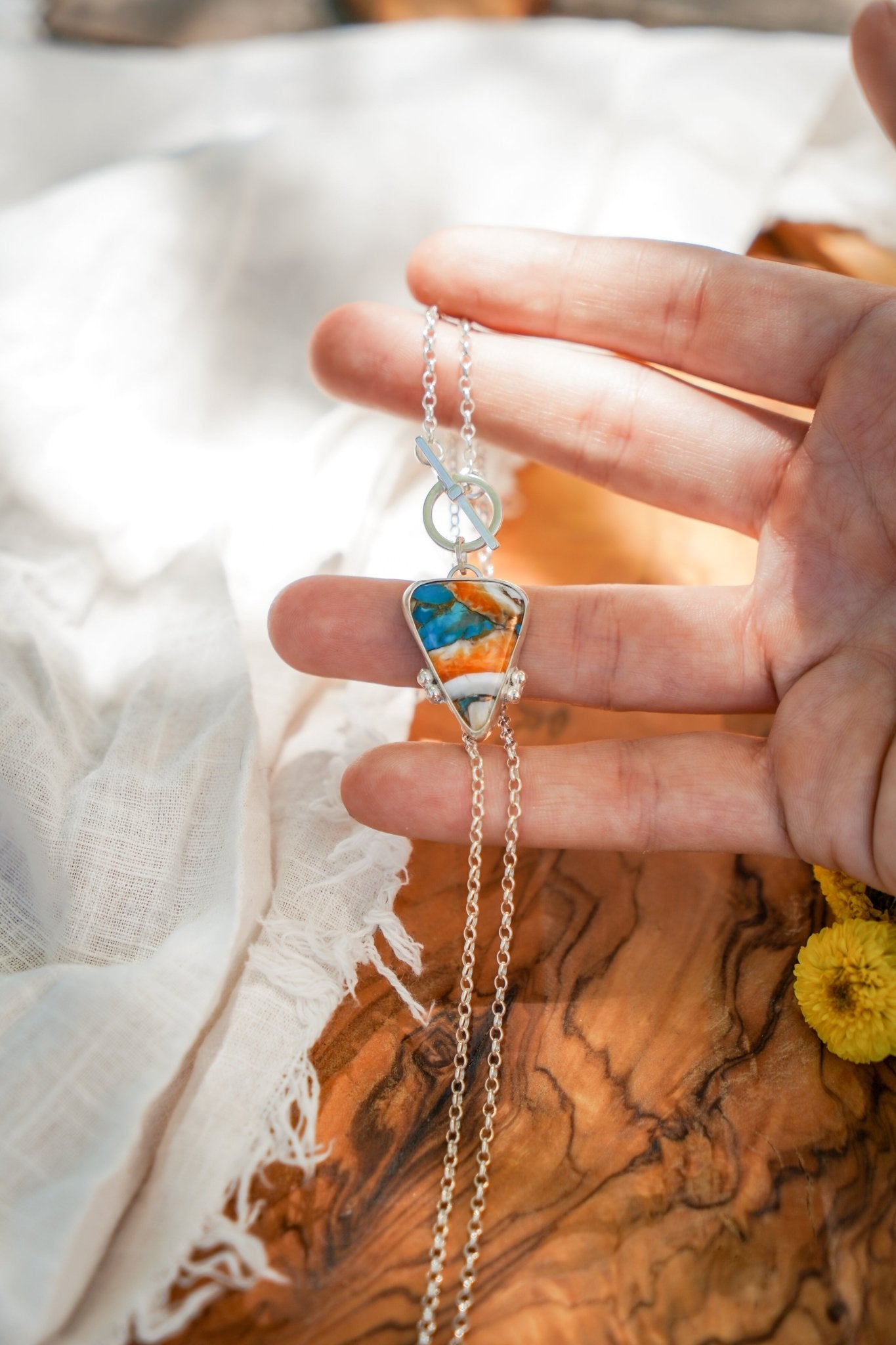 Spiny Oyster Toggle Necklace - Golden Road Crafted