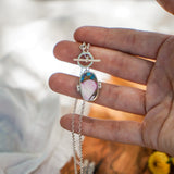 Spiny Oyster Toggle Necklace - Golden Road Crafted