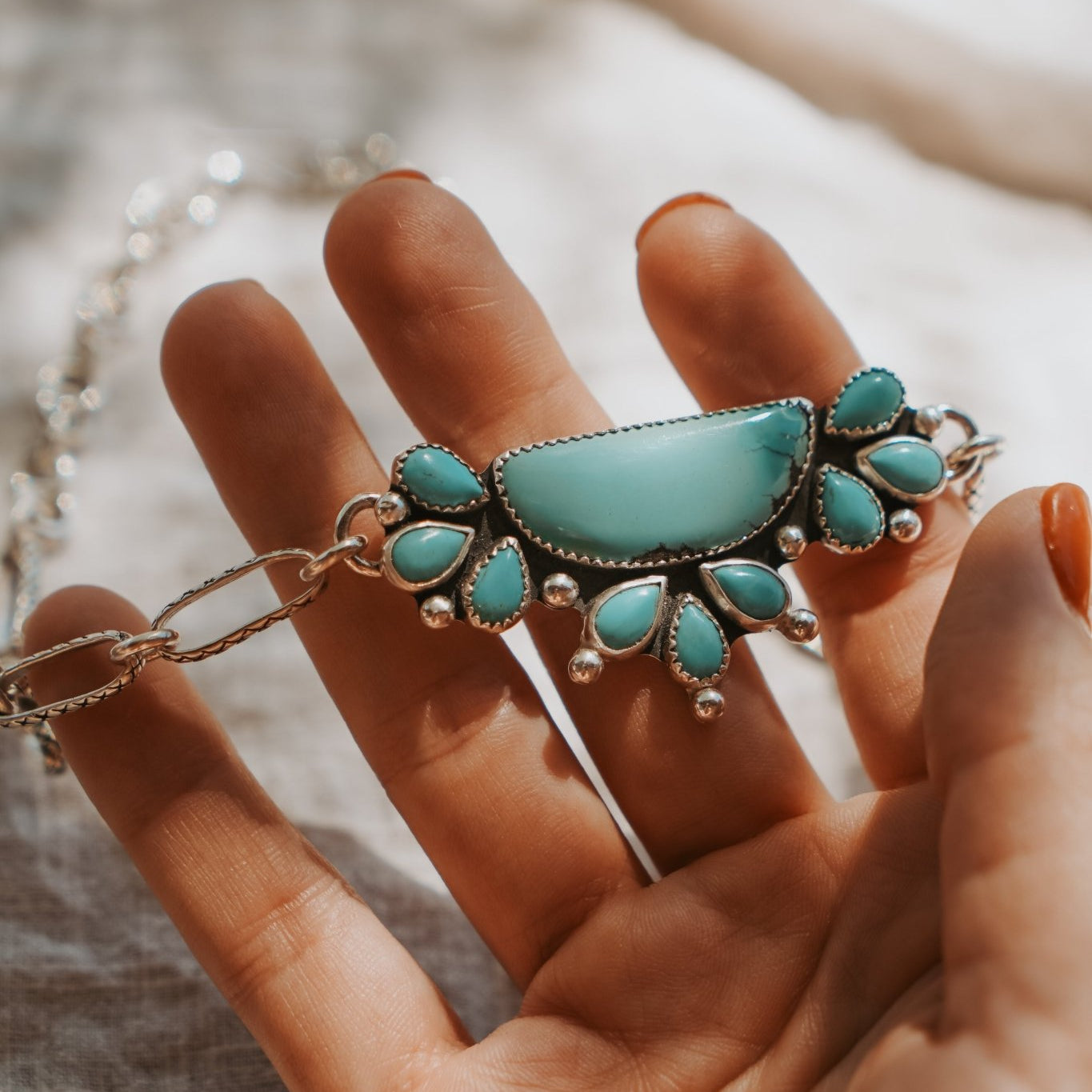 Statement Choker in Hubei & Kingman Turquoise - Golden Road Crafted