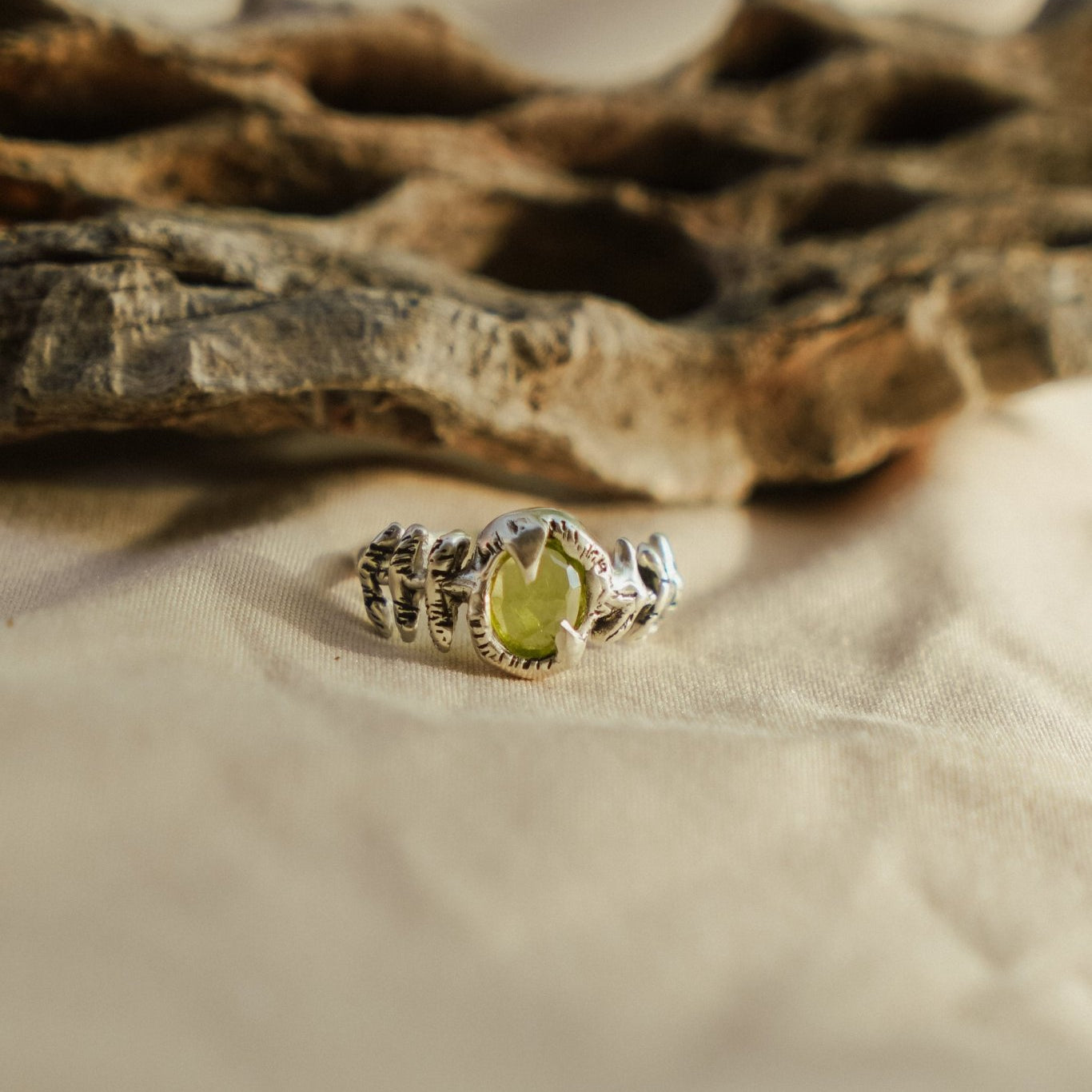Sylvaris Ring in Peridot (Size 6.5) - Golden Road Crafted