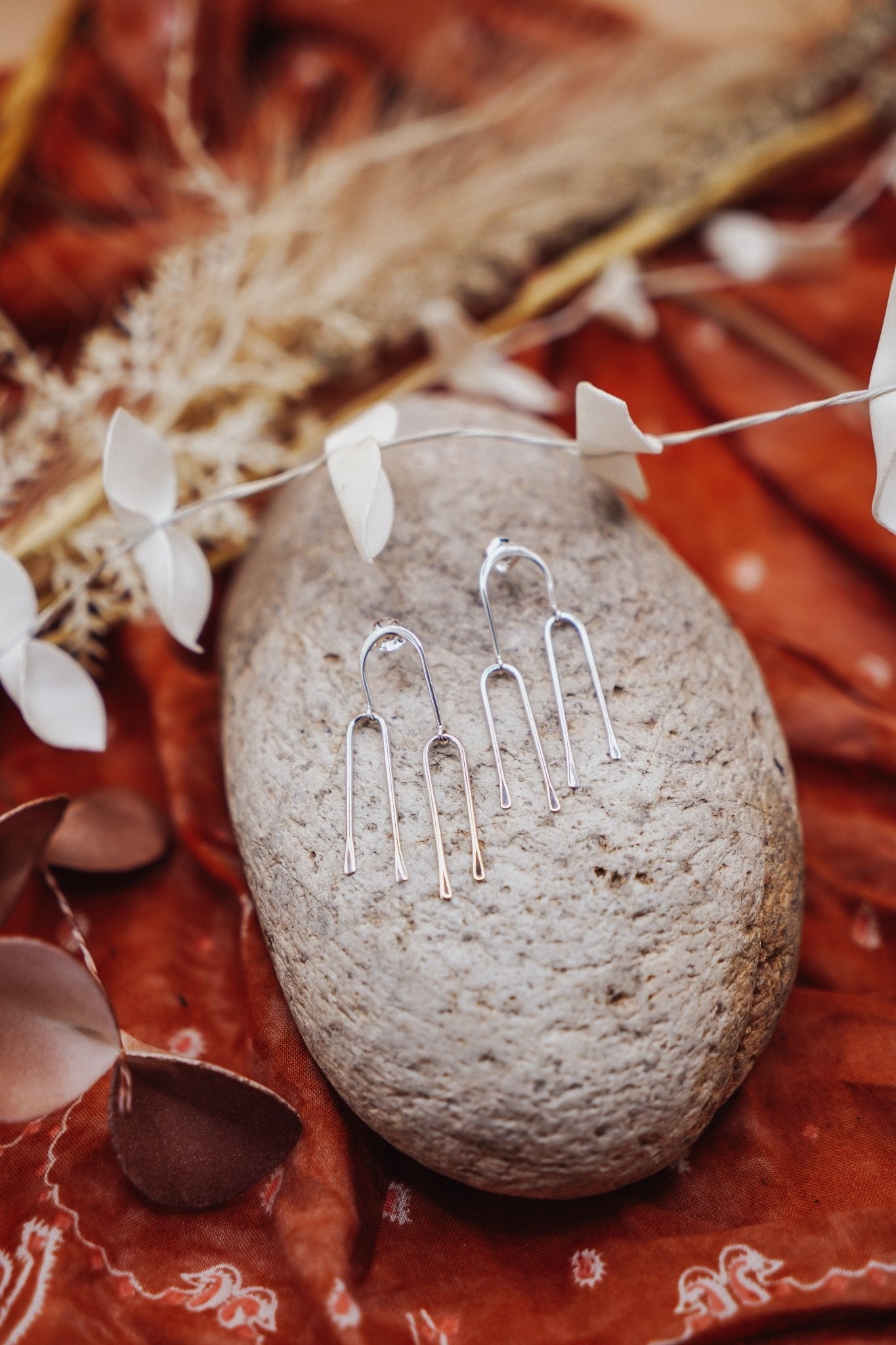 The Arches Studs - Golden Road Crafted