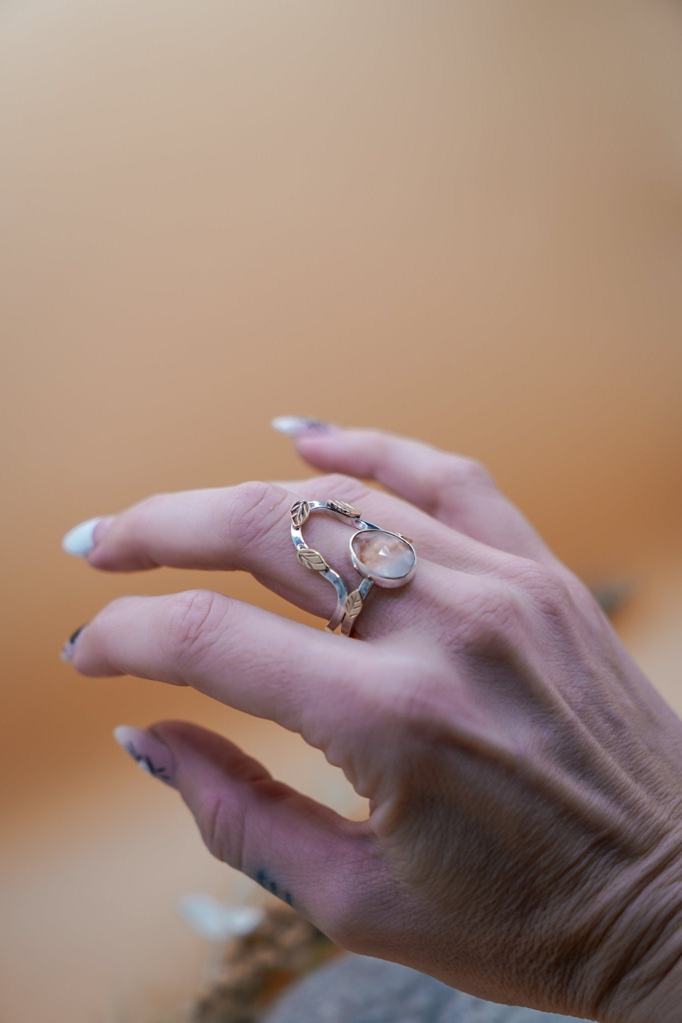 The Healer Gold Leaf Stacker Set in Healer Quartz (Size 8) - Golden Road Crafted