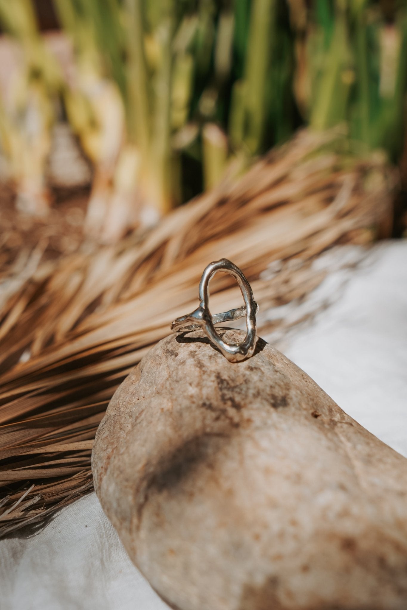 The Intueri Ring (Size 9) - Golden Road Crafted