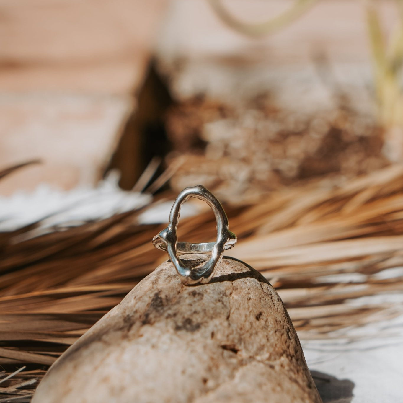 The Intueri Ring (Size 9) - Golden Road Crafted