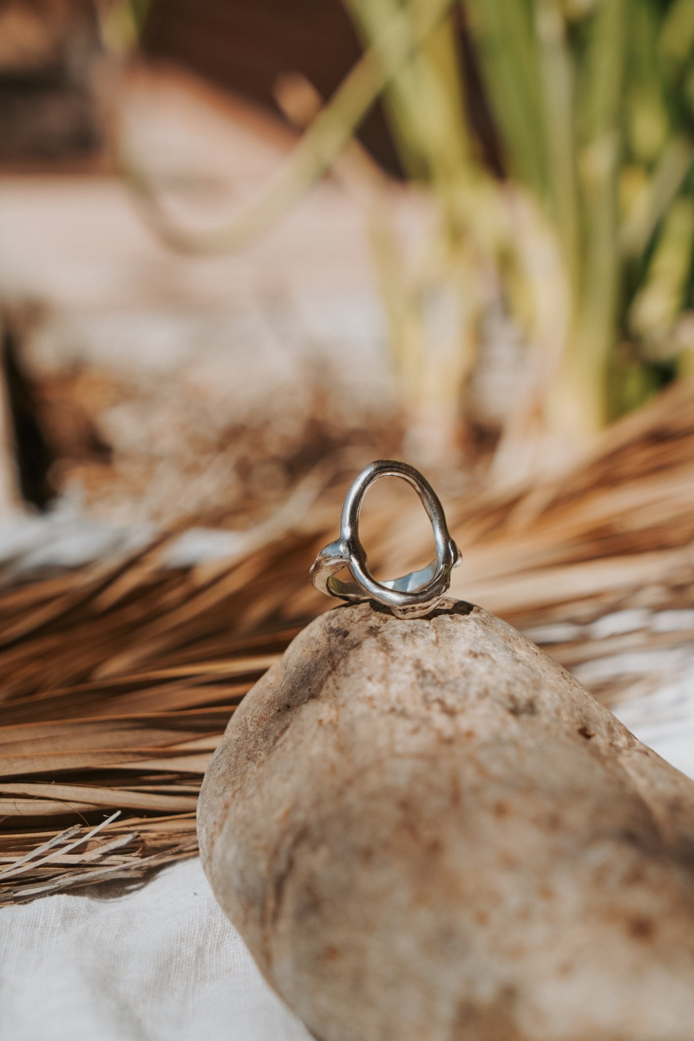 The Intueri Ring (Size 9.75) - Golden Road Crafted