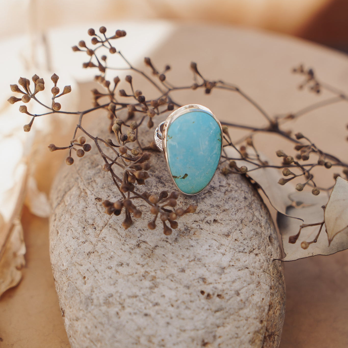 The Oasis Ring in Royston Turquoise (Size 9) - Golden Road Crafted