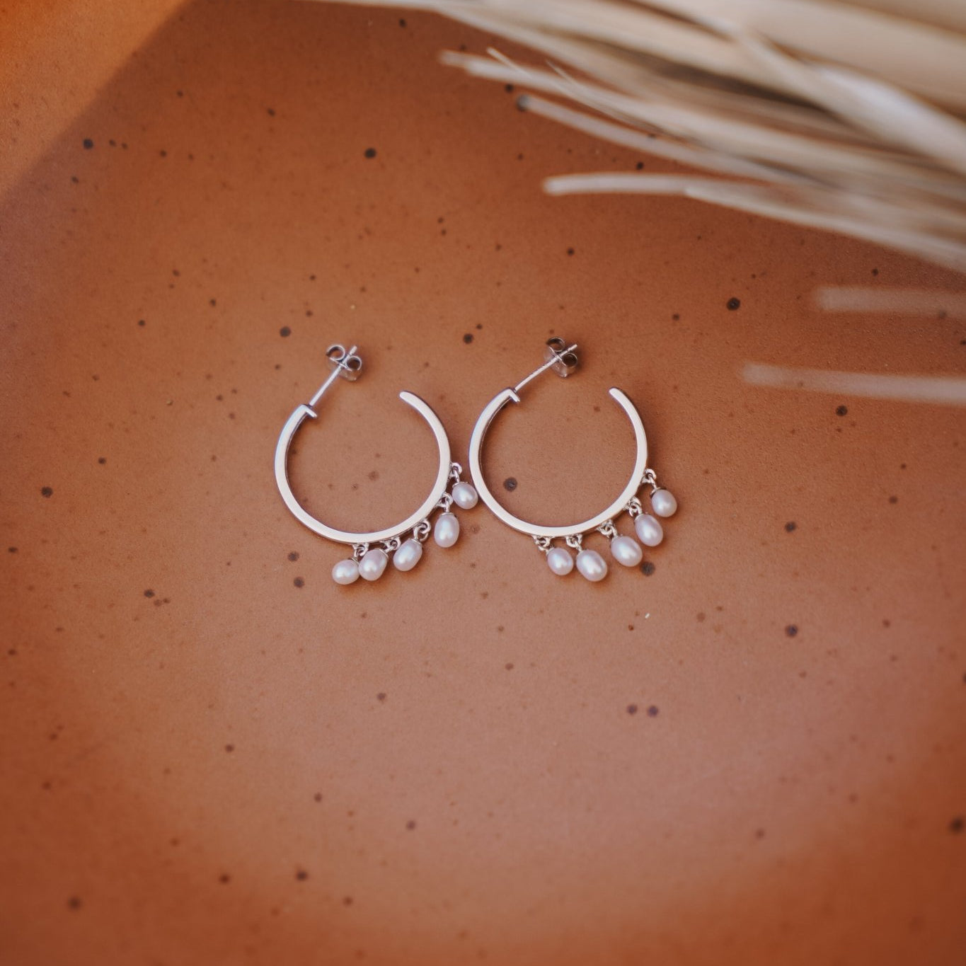 The Pearl Raindrop Earrings - Golden Road Crafted