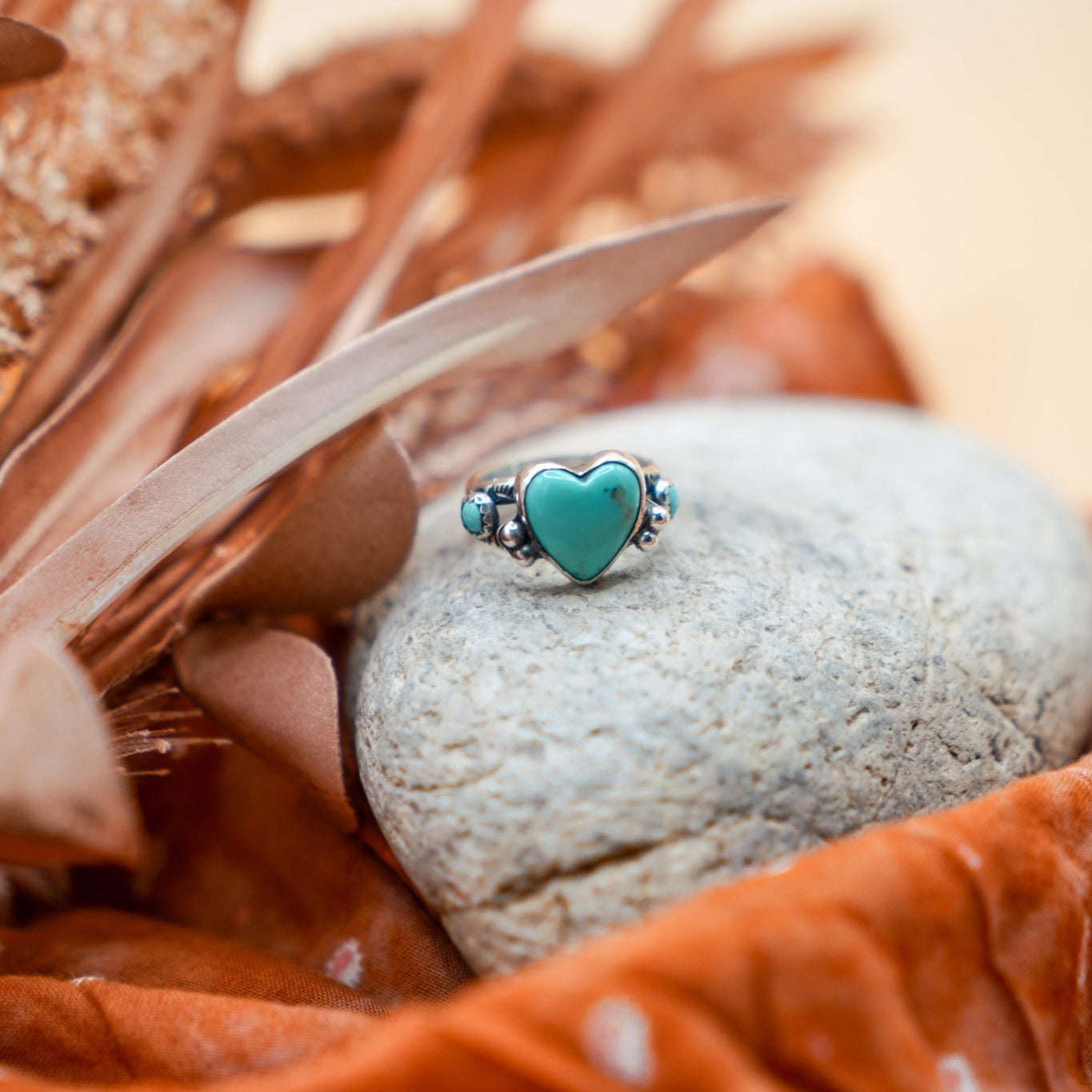The Turquoise Lover's Ring in Campitos & Carico Lake Turquoise (Size 6.5) - Golden Road Crafted