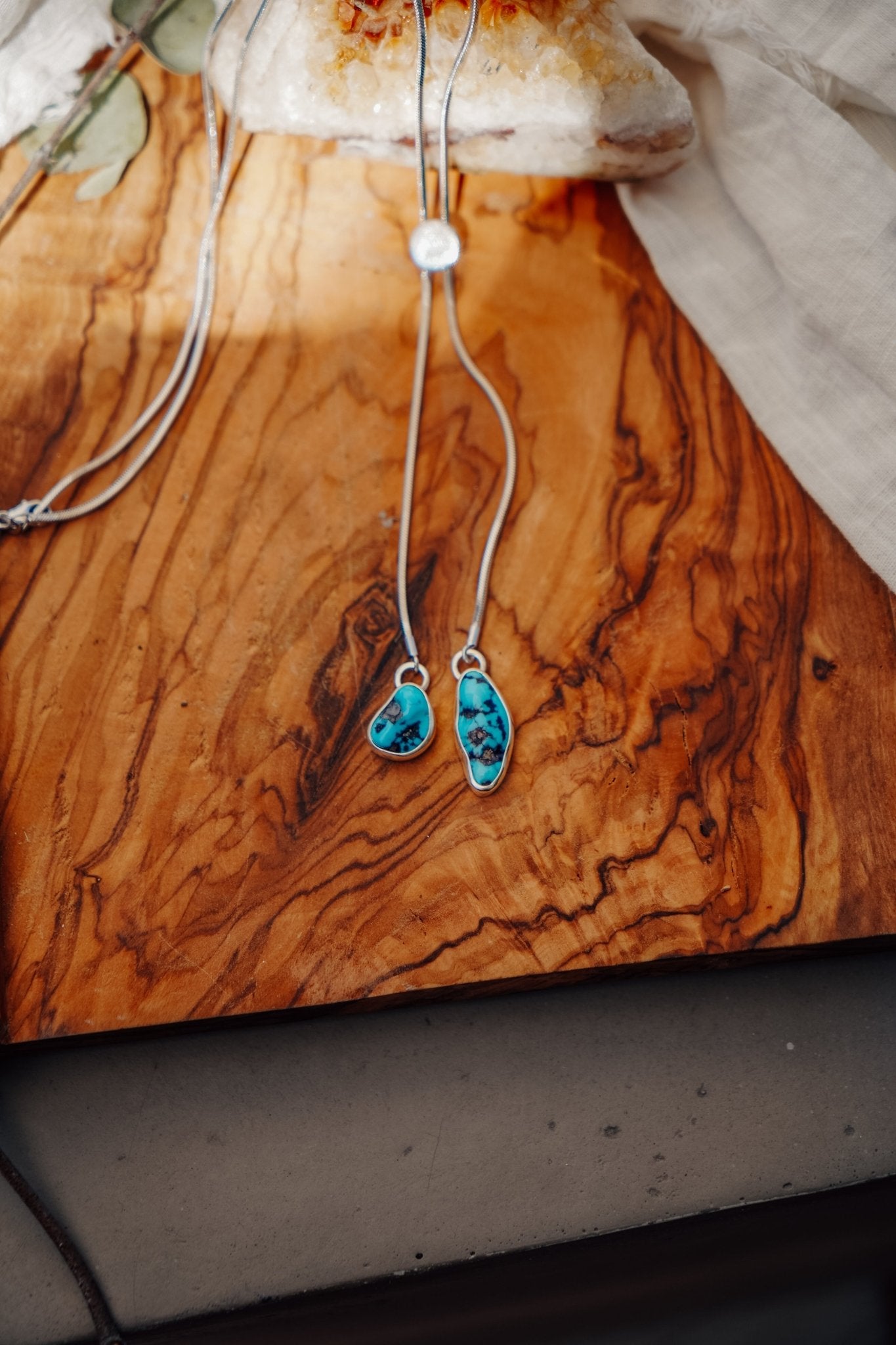 The Wilding Bolo in Sleeping Beauty Turquoise - Golden Road Crafted