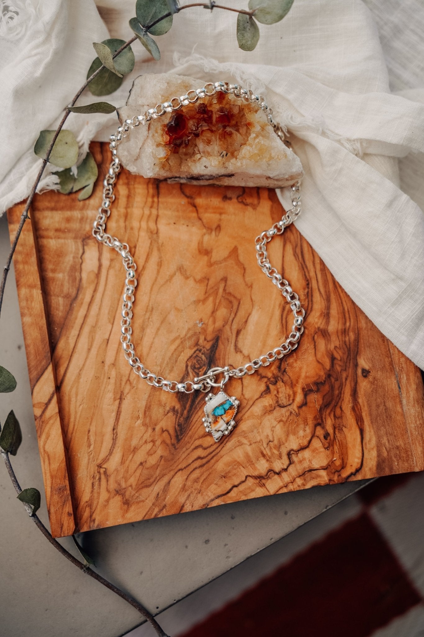 Toggle Necklace in Spiny Oyster with Kingman Turquoise - Golden Road Crafted