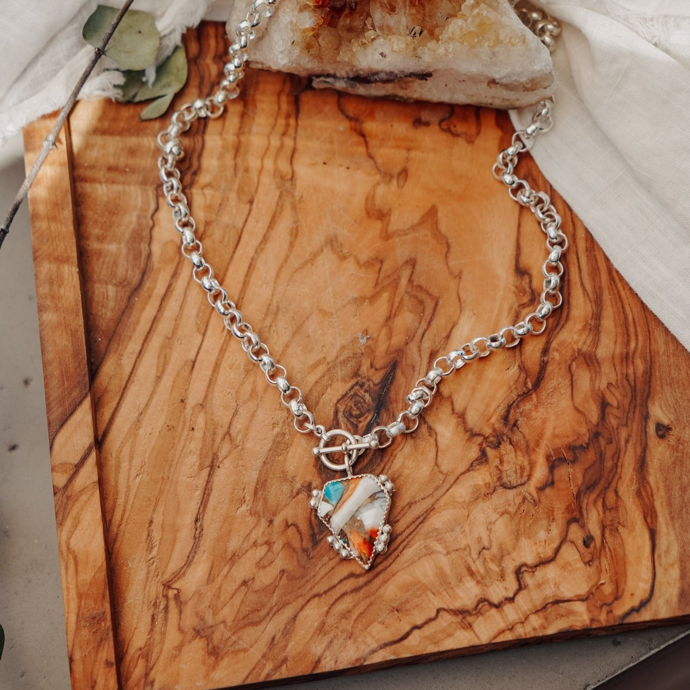 Toggle Necklace in Spiny Oyster with Kingman Turquoise - Golden Road Crafted