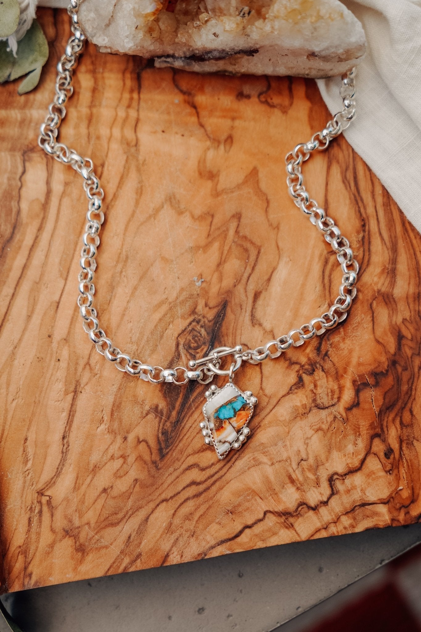 Toggle Necklace in Spiny Oyster with Kingman Turquoise - Golden Road Crafted
