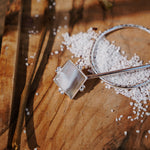 Wanderer Hairpin in Lace Agate - Golden Road Crafted