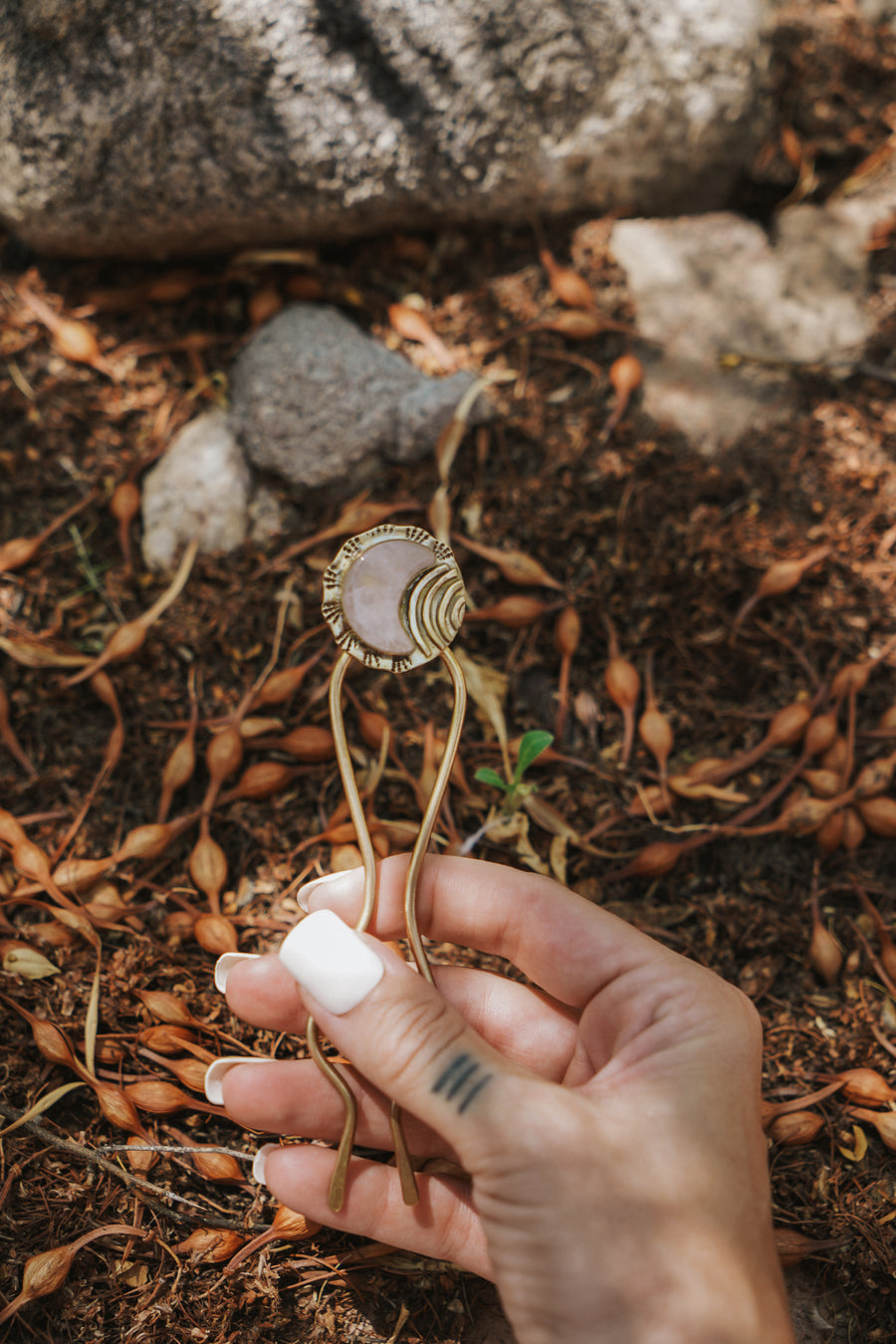 Mojave Hair Fork in Crystal Quartz