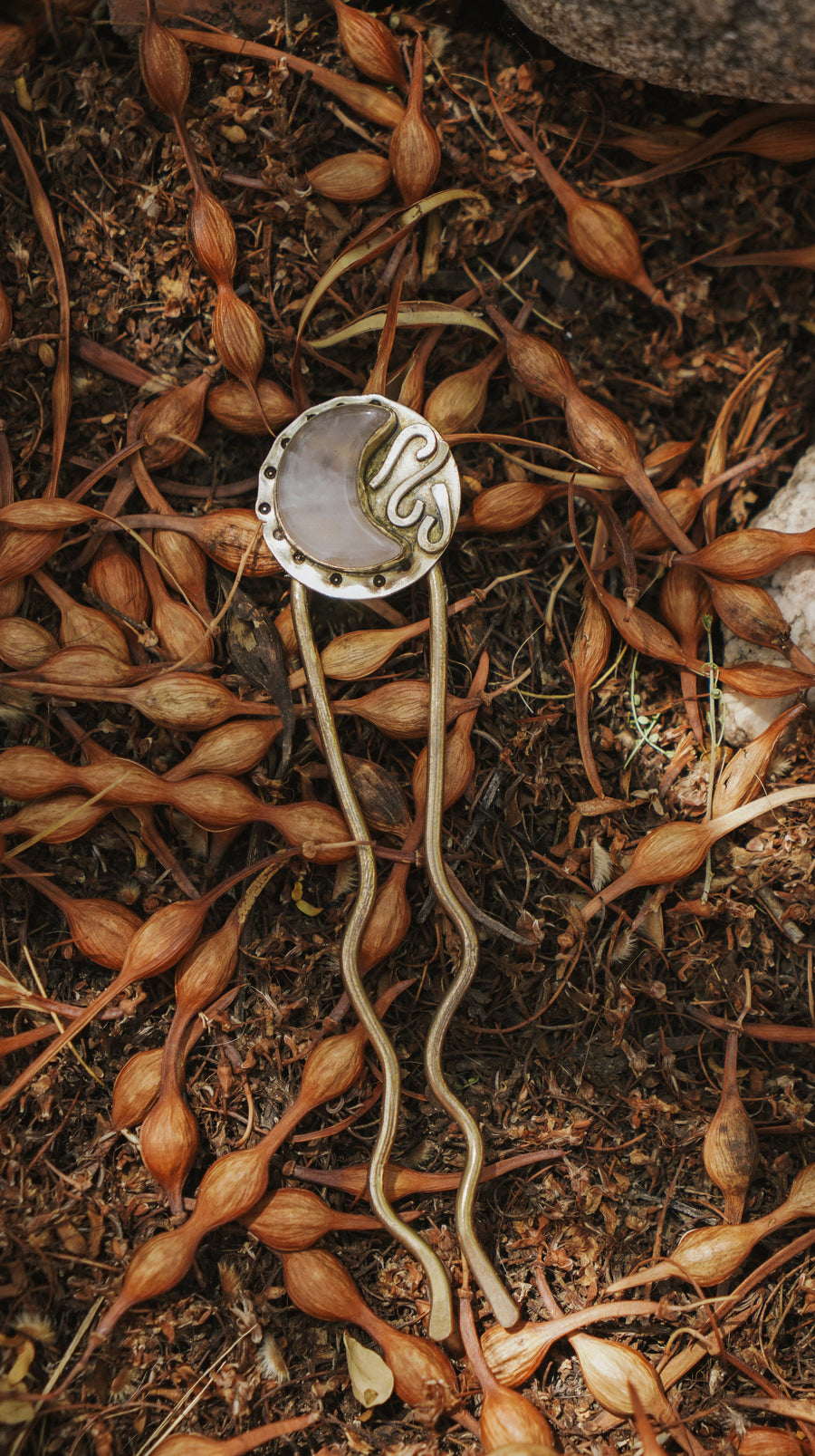 Mojave Hair Fork in Crystal Quartz