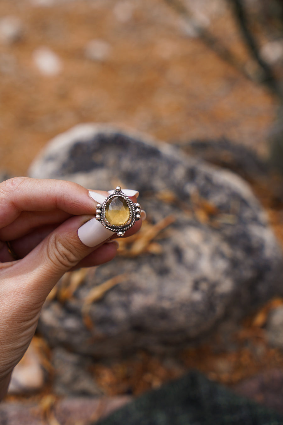 The Nova Ring with Honey Quartz (Size 8)