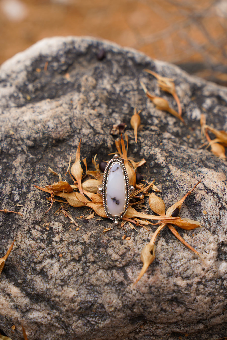 The Agate Ring (Size 7)