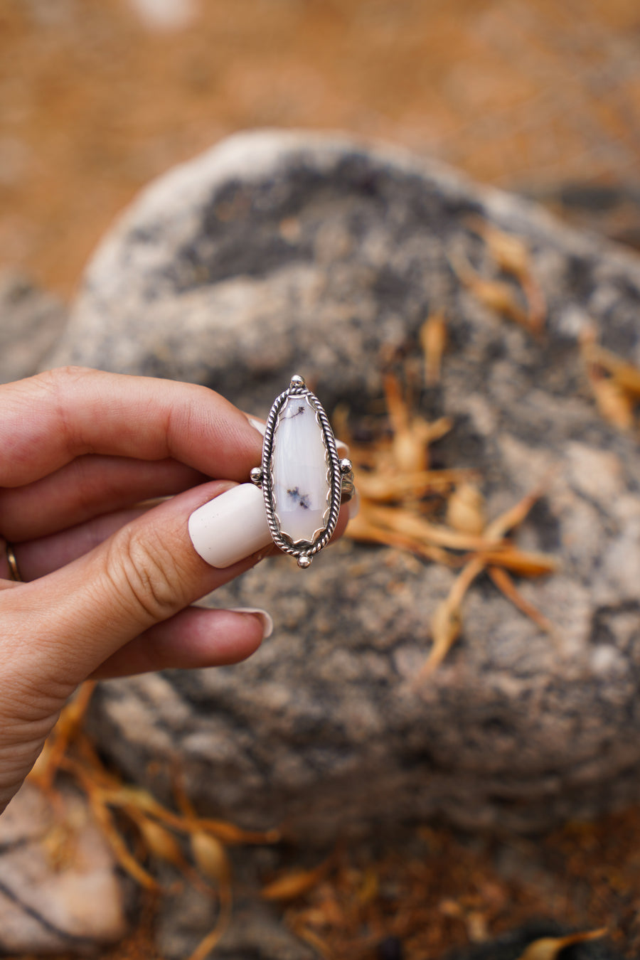 The Agate Ring (Size 7)