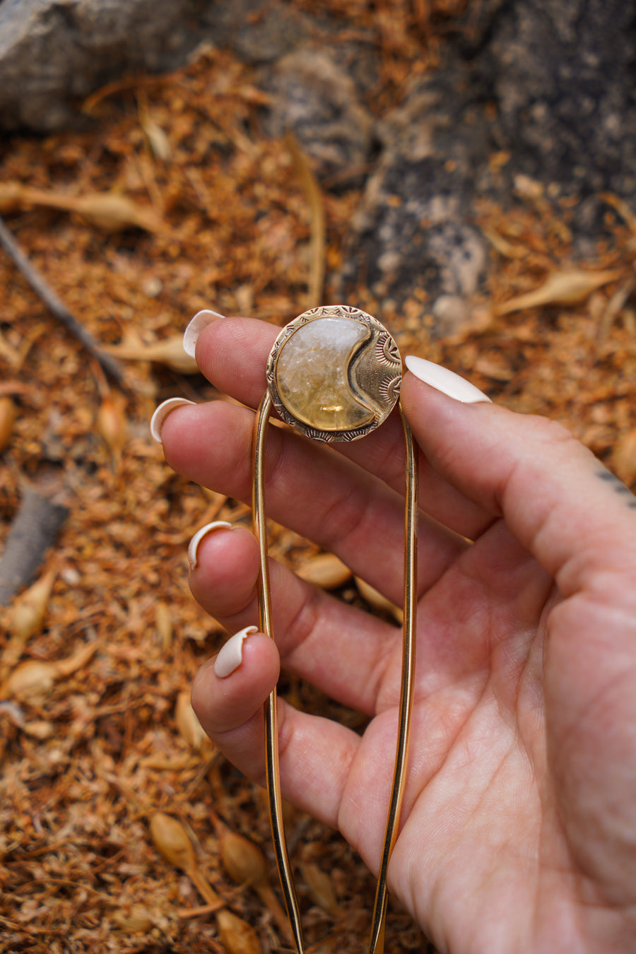 Mojave Hair Fork in Citrine