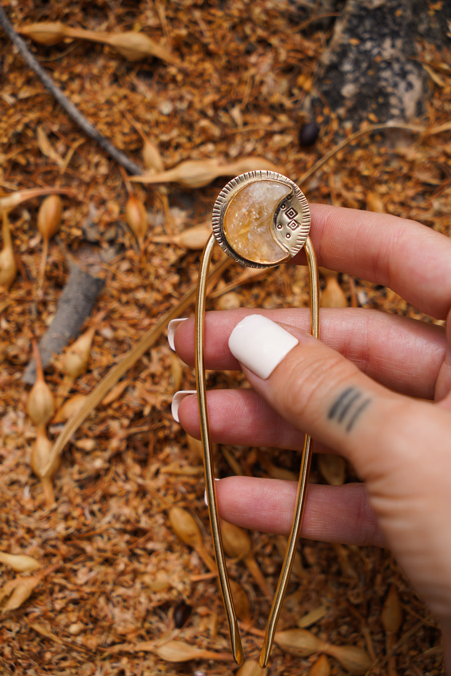 Mojave Hair Fork in Citrine