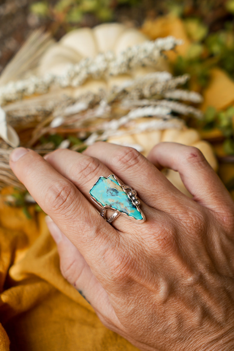 Bolt Ring in Kingman Turquoise (Size 9.5)