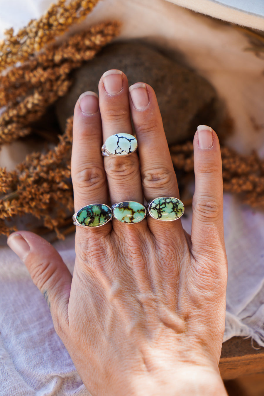 Horizontal Ring in Yungai Turquoise (Size 6)
