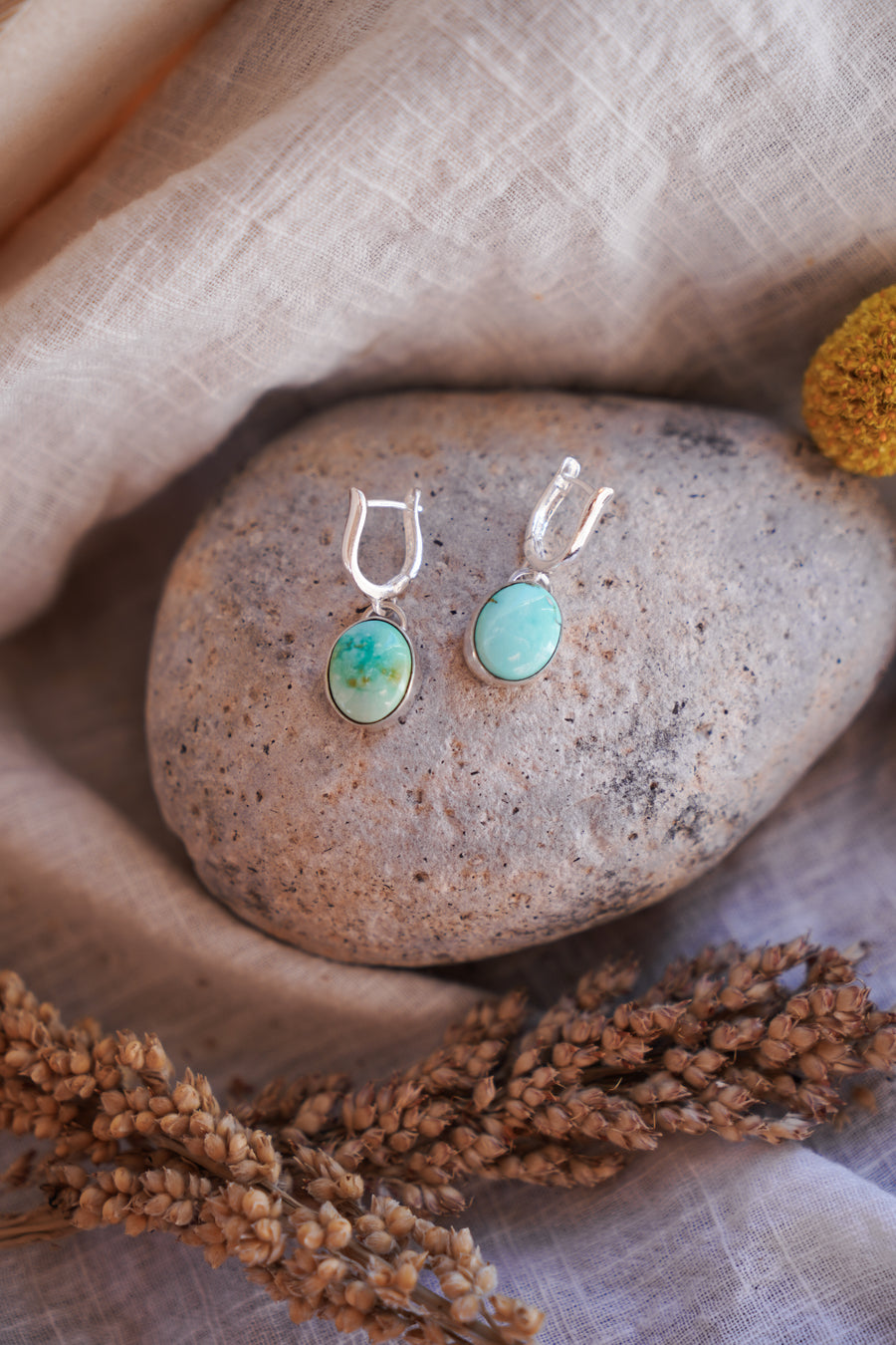 Horseshoe Drops in Sonoran Mountain Turquoise