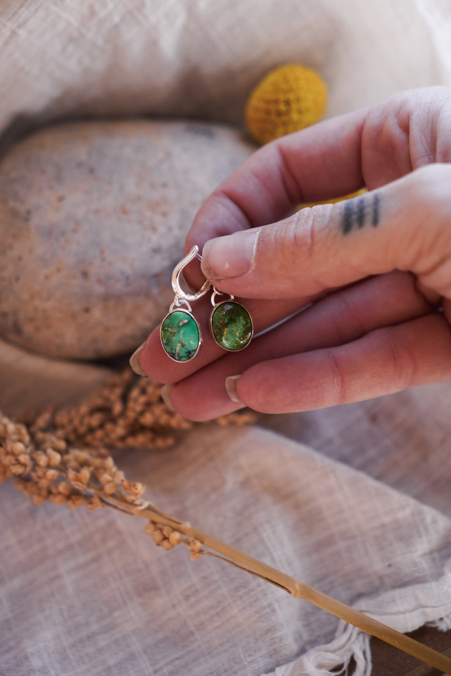 Horseshoe Drops in Emerald Valley Turquoise