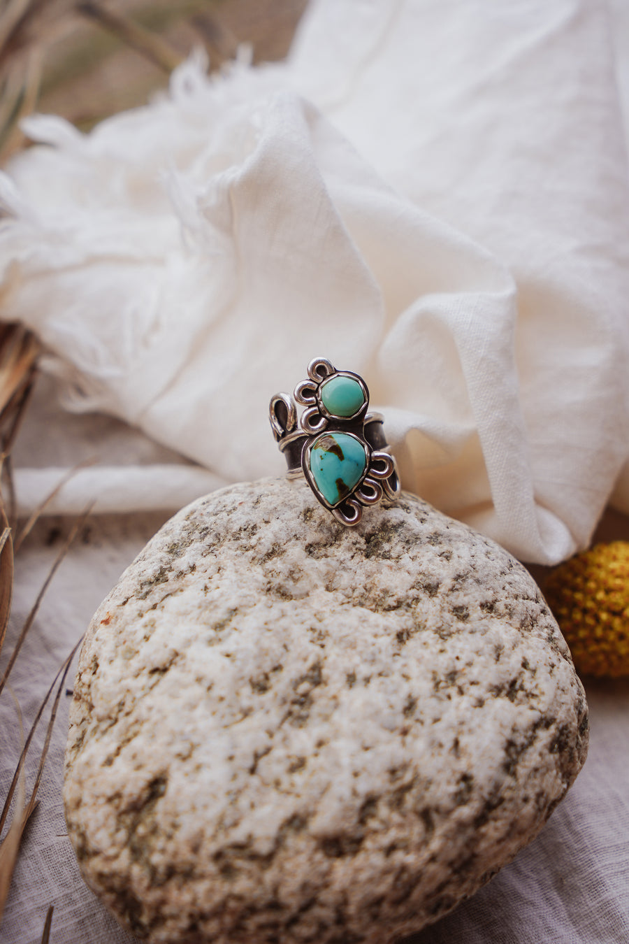 The Whimsy Ring in Hubei & Golden Hills (Size 6)