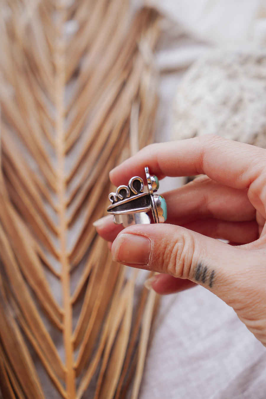 The Whimsy Ring in Hubei & Golden Hills (Size 6)