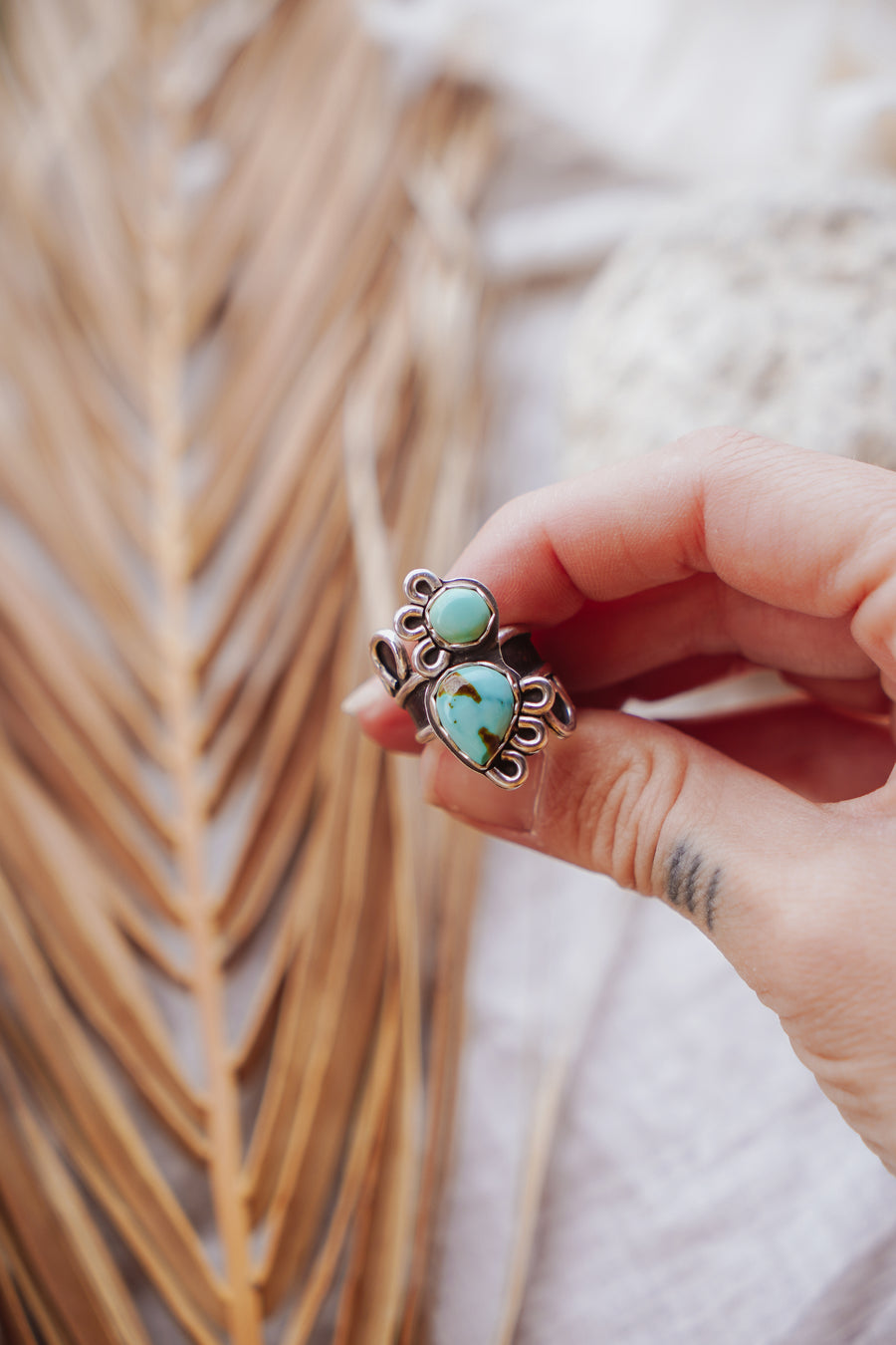 The Whimsy Ring in Hubei & Golden Hills (Size 6)