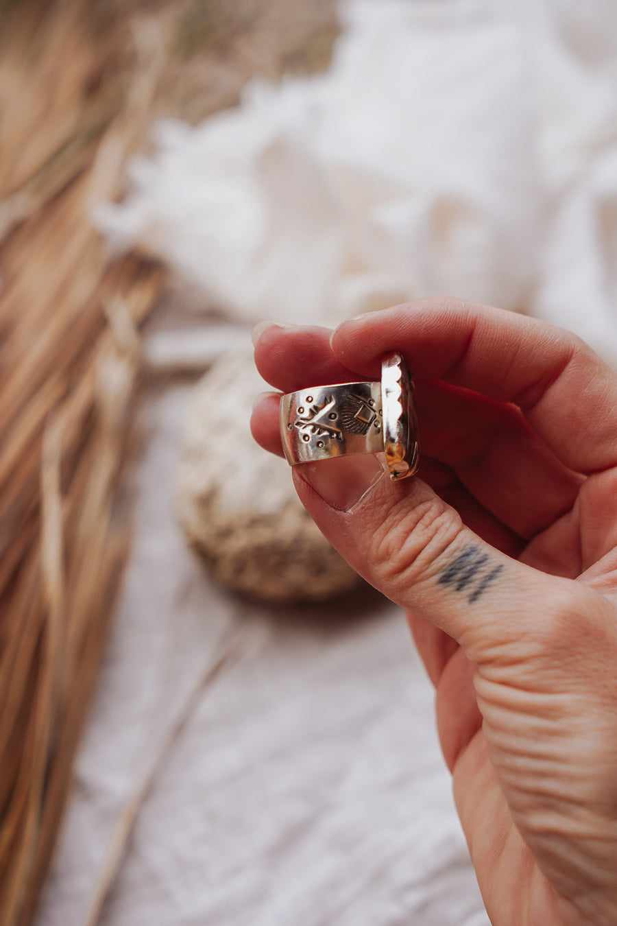 Scenic Agate Ring with 14k Gold-Fill Prongs (Size 8.25)