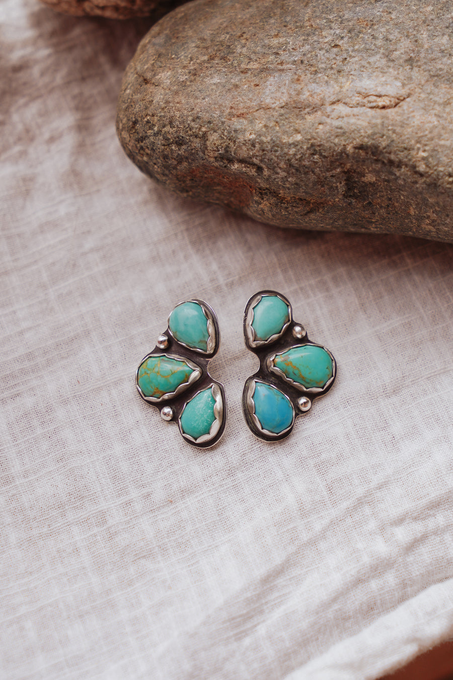 Cluster Stud Earrings in Campitos & Tyrone Turquoise
