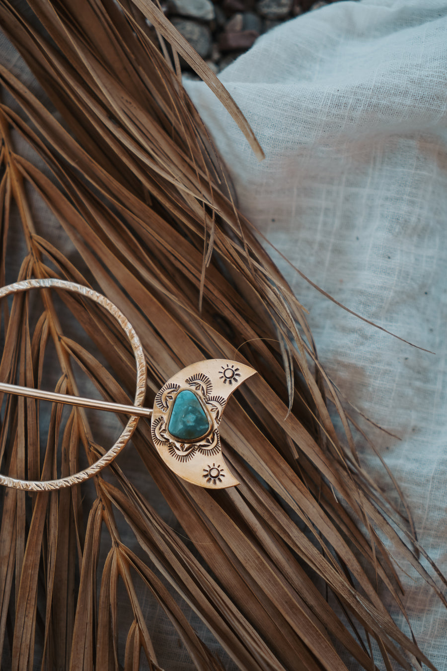 The Wanderer Hairpin in Sonoran Blue Turquoise
