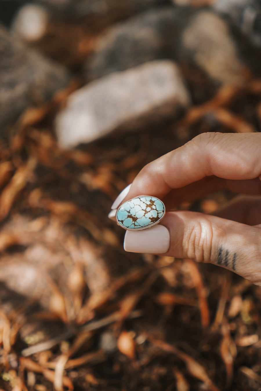 Horizontal Ring in Hubei Turquoise (Size 7)
