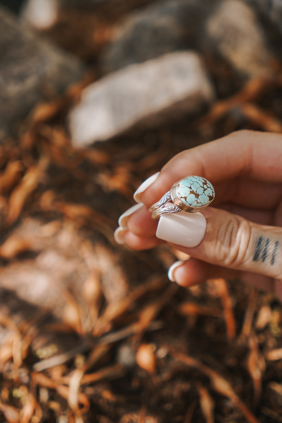 Horizontal Ring in Hubei Turquoise (Size 7)