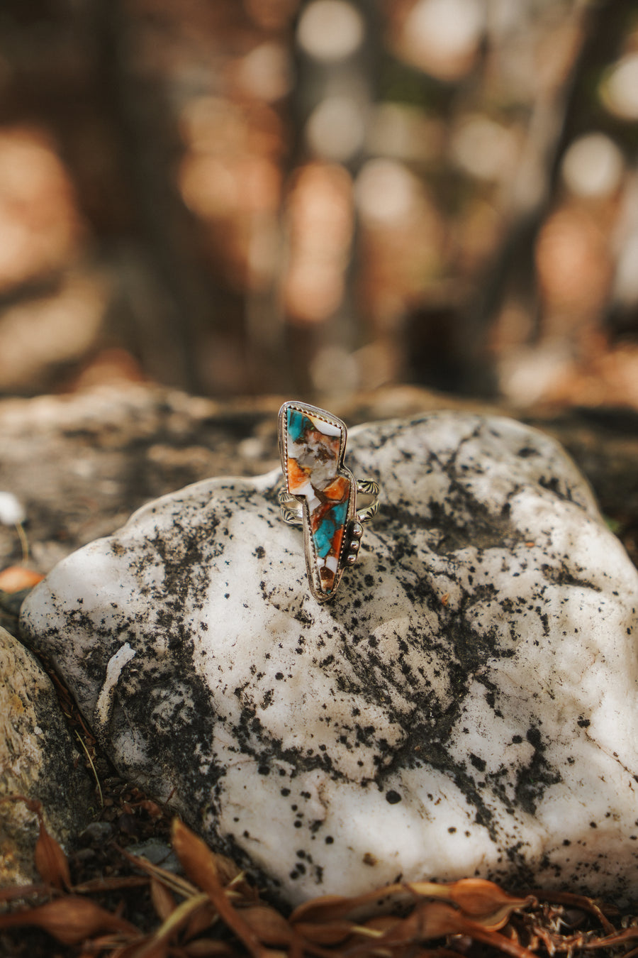Bolt Ring in Spiny Oyster with Turquoise (size 7)